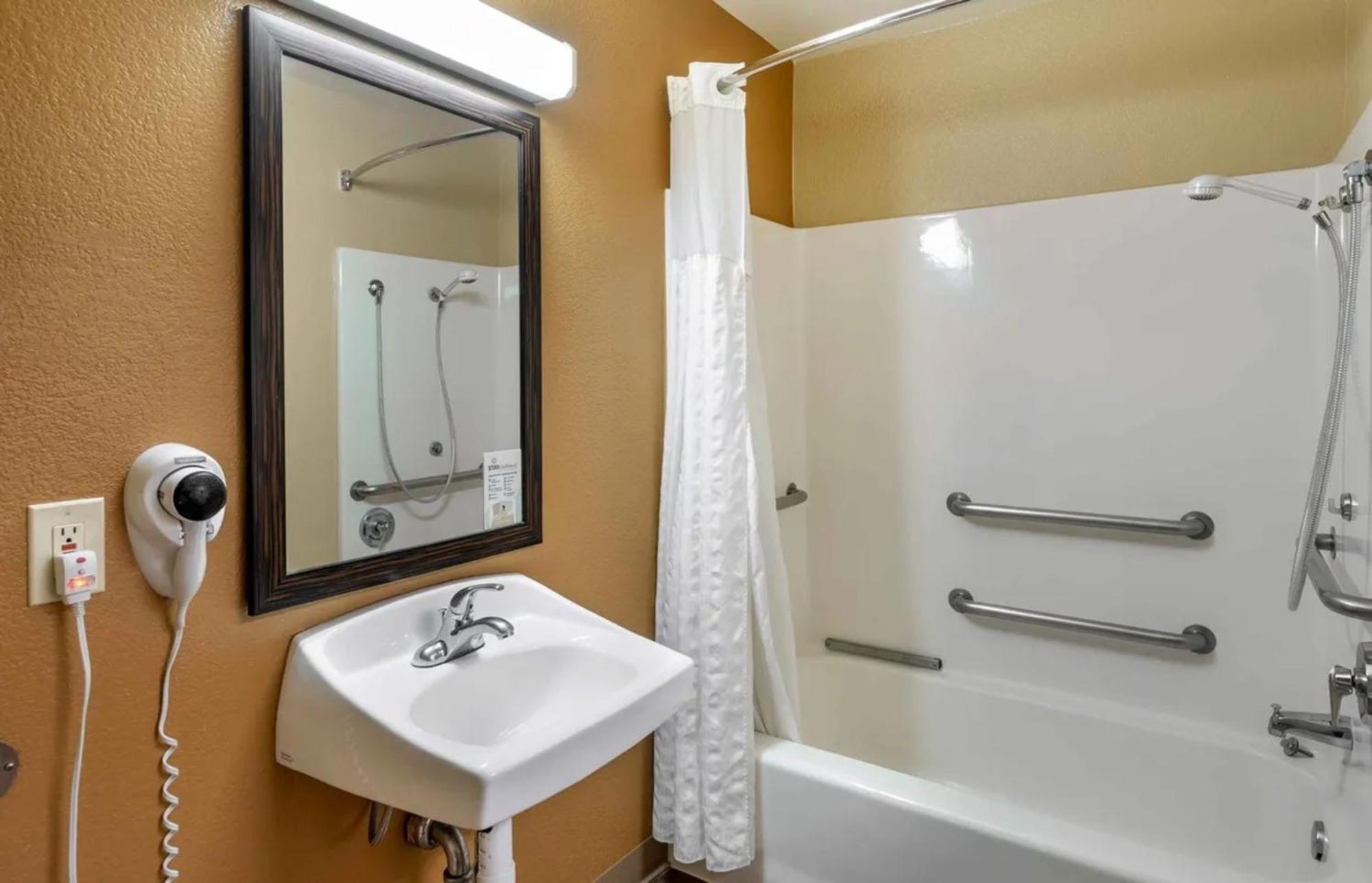Relax Suites Extended Stay - La Mirada Exterior foto
